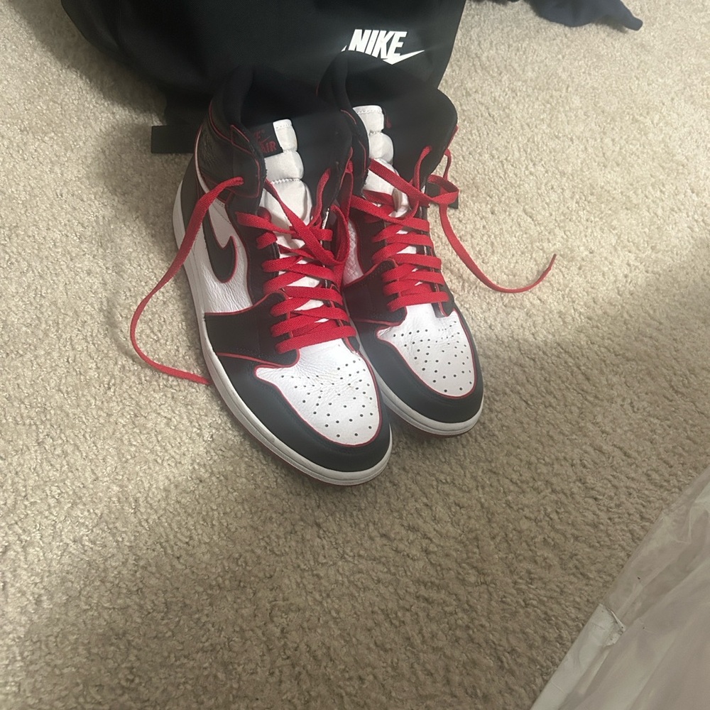 Jordan 1 ‘Bloodline’